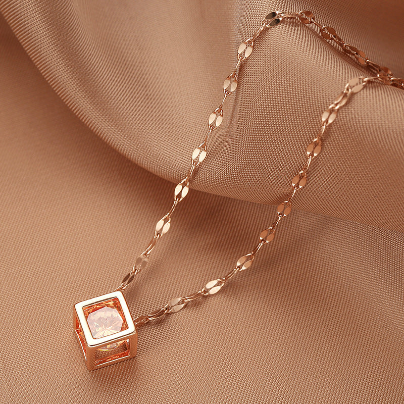 Minimalist Gold Necklace – Elegant Layered Jewelry