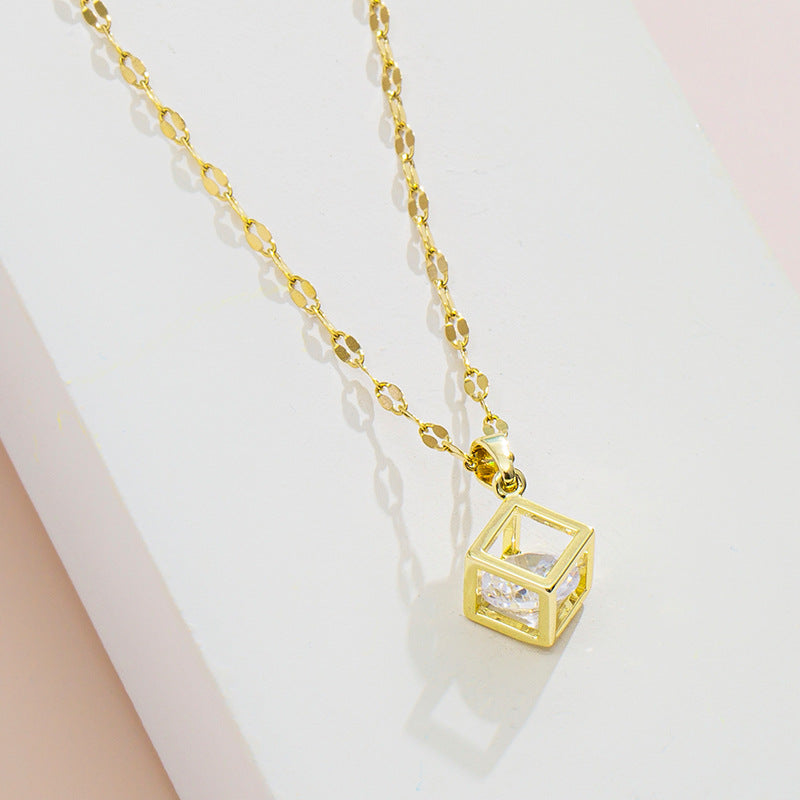 Minimalist Gold Necklace – Elegant Layered Jewelry