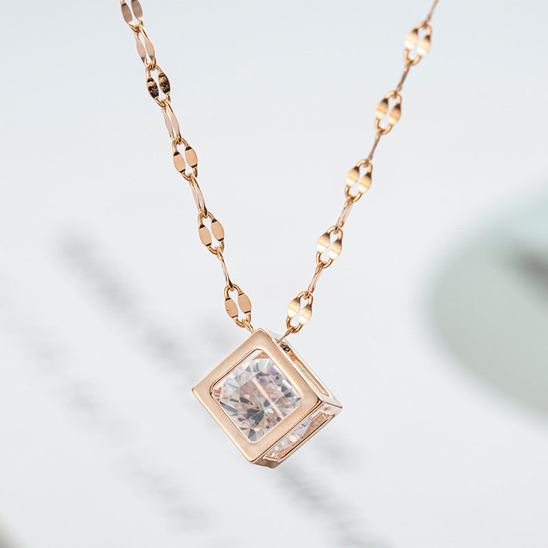 Minimalist Gold Necklace – Elegant Layered Jewelry